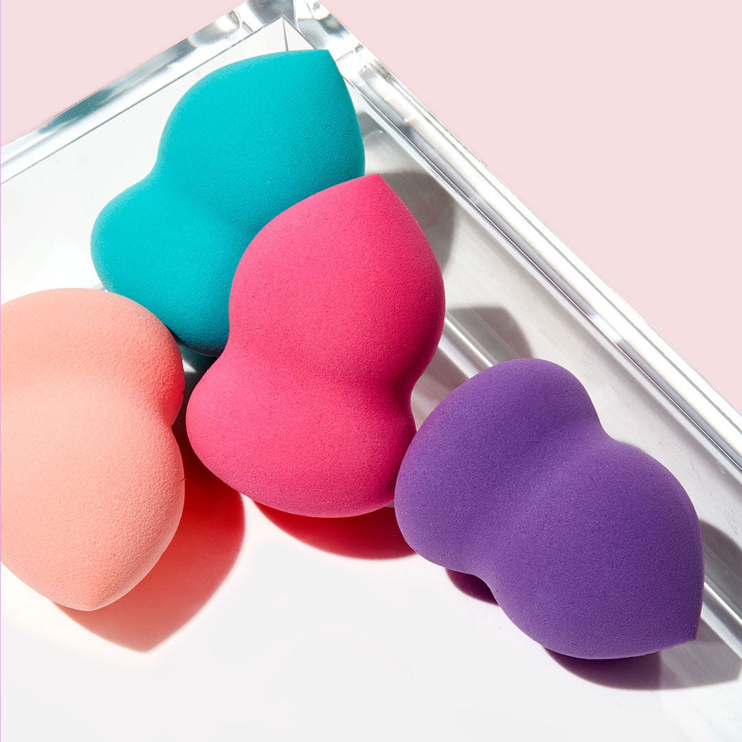 blending-sponge-peach-z4 0619_SocialIGF_Sponges4.jpg