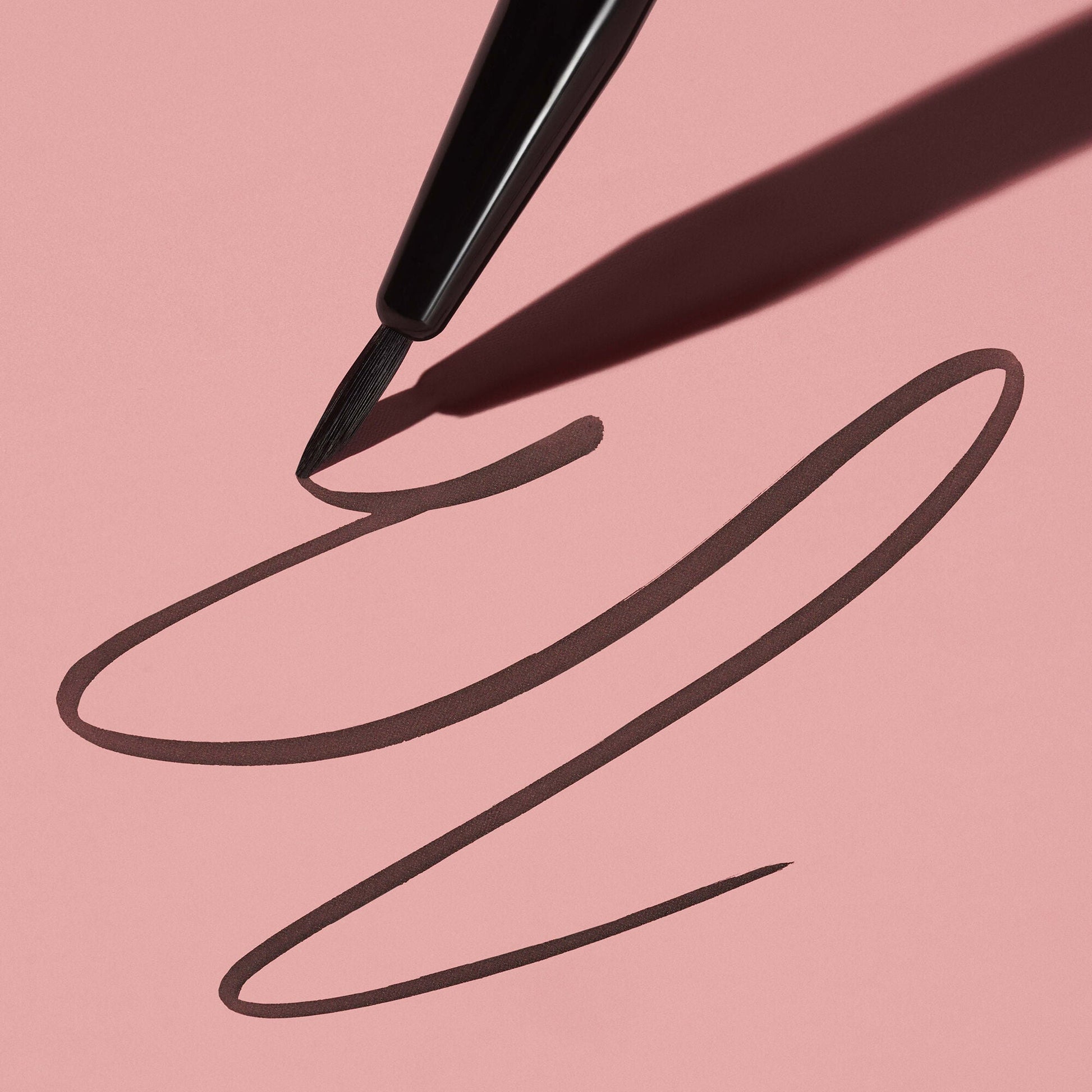 ultra-fine-eyeliner-brush-t3 111124_elf_UltraFine_Brush_0057_MAIN-2-HELICON_358_w2QC_IGF.jpg