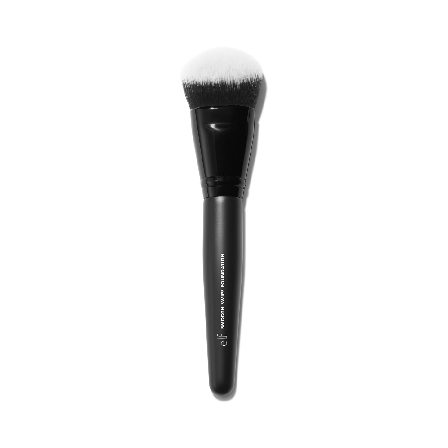 smooth-swipe-foundation-brush-q7 81456_Closed_V2_R.png