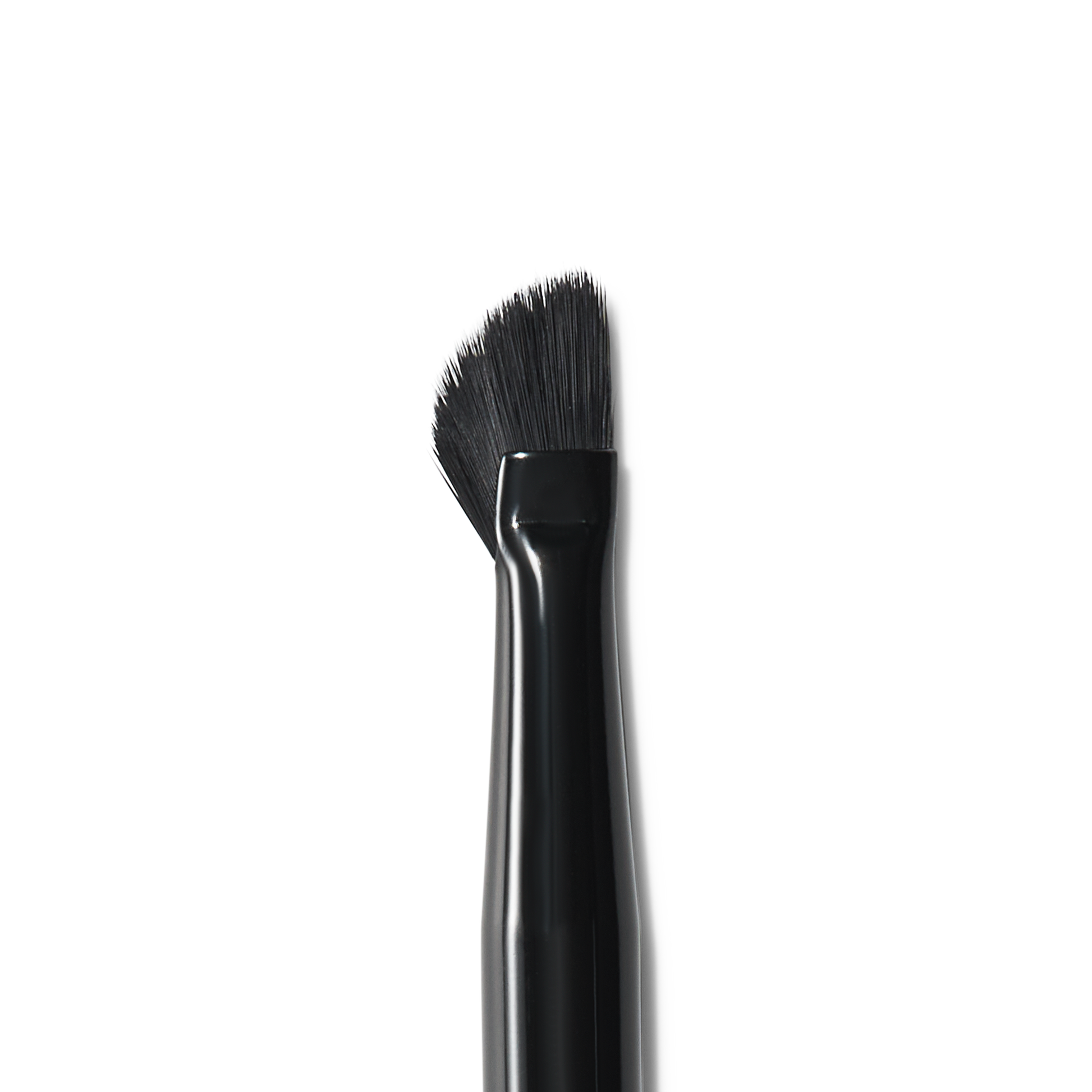 wing-it-liner-brush-y5 84091_MACRO_R.png