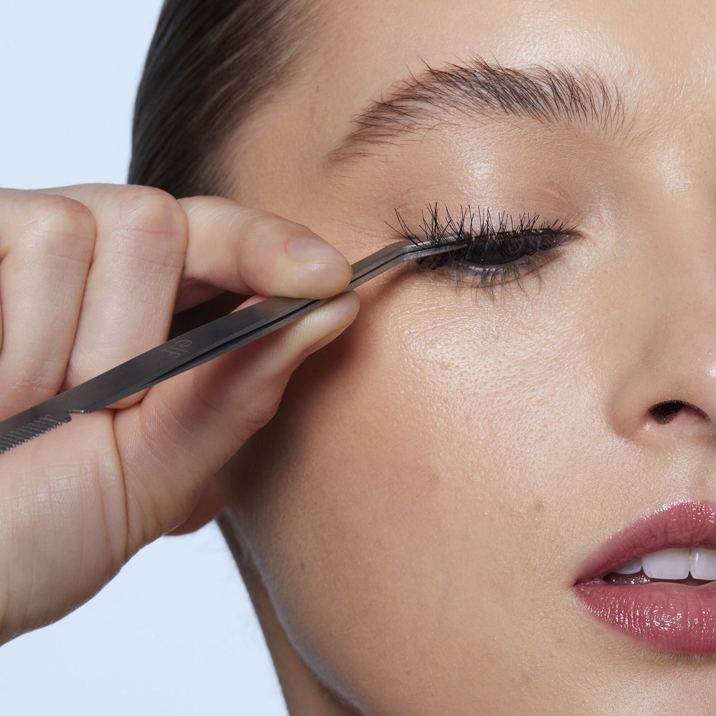 false-eyelash-applicator-x3 84093_False_Lash_Applicator.jpg