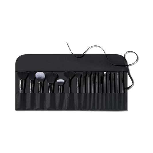 17-piece-ultimate-makeup-brush-set-and-travel-roll-a7 84673_TravBrushSet_AllBrush__590_OPEN_V3_R_R.png