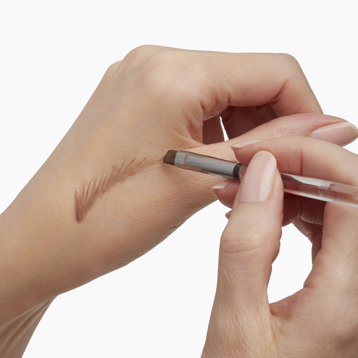 precision-dual-sided-eyebrow-brush-w9 85315_PrecisionDualSidedEyebrowBrush_Model_V2.jpg