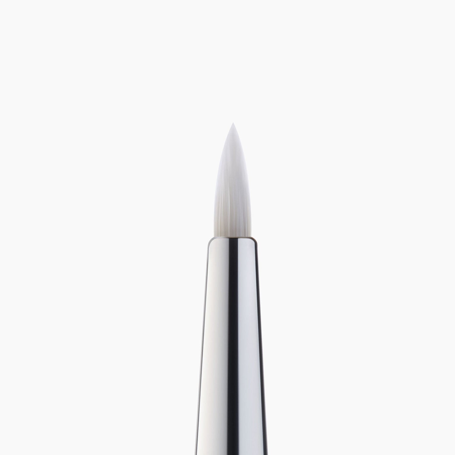 precision-dual-sided-eyebrow-brush-w9 85315_PrecisionEyelinerBrush_Macro_V2.jpg