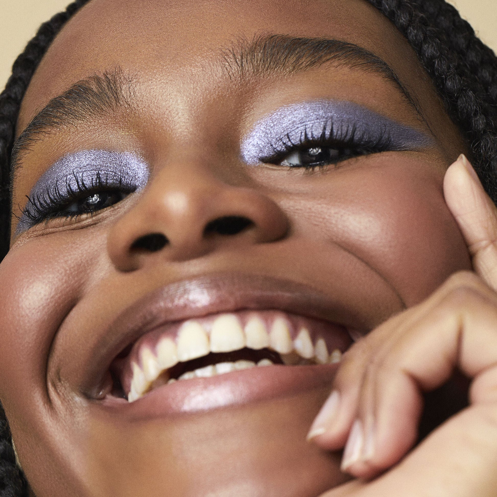 bite-size-eyeshadow-n3 Acai_EyePuttyPrimer_White_Macro_153_hi_20res_20final_IGF.jpg